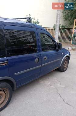 Минивэн Opel Combo 2008 в 