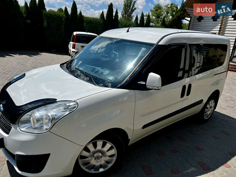 Минивэн Opel Combo 2013 в Тульчине