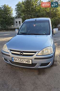 Минивэн Opel Combo 2008 в Новомосковске