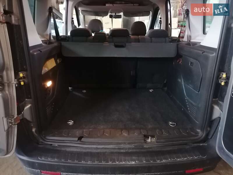 Мінівен Opel Combo 2013 в Києві