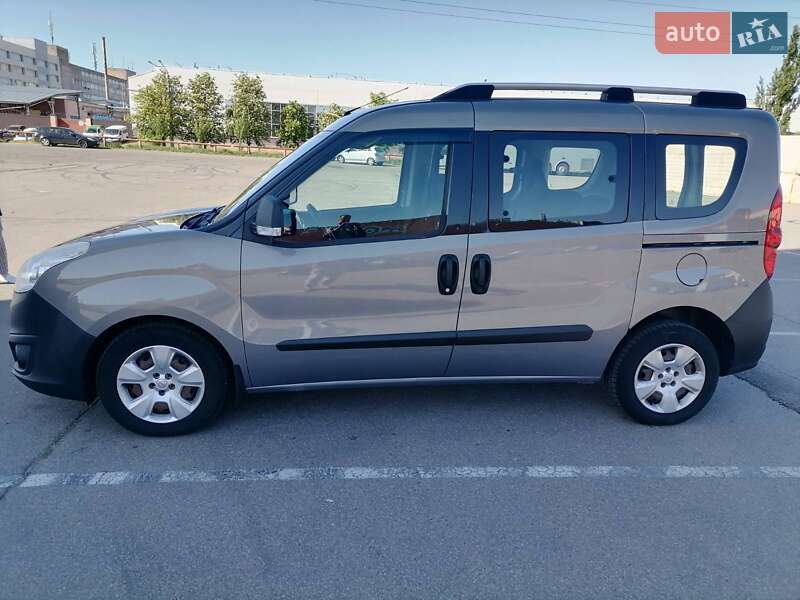 Мінівен Opel Combo 2013 в Києві
