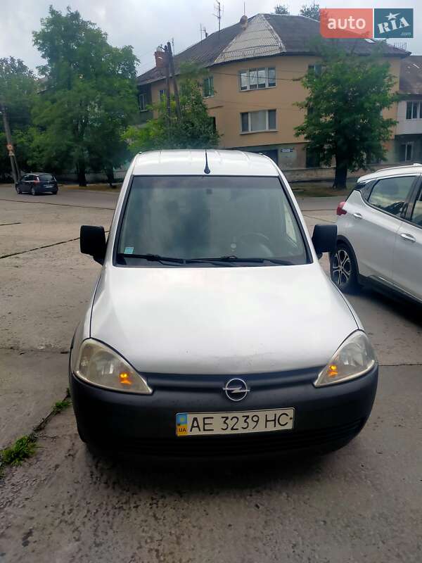 Минивэн Opel Combo 2008 в Каменском