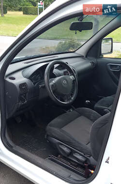 Минивэн Opel Combo 2010 в 