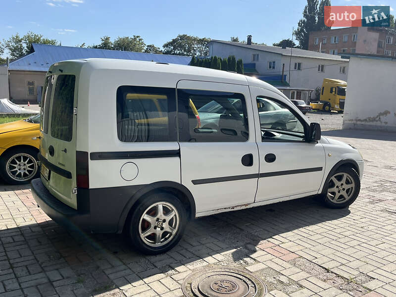 Минивэн Opel Combo 2002 в Каменец-Подольском