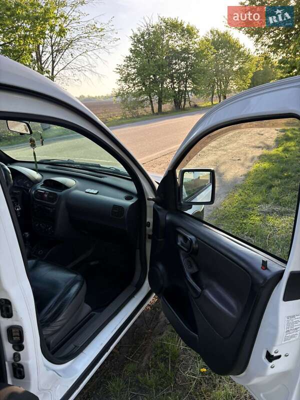 Мінівен Opel Combo 2002 в Козятині