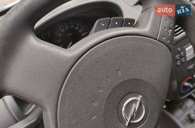 Минивэн Opel Combo 2009 в 