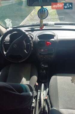 Минивэн Opel Combo 2006 в 