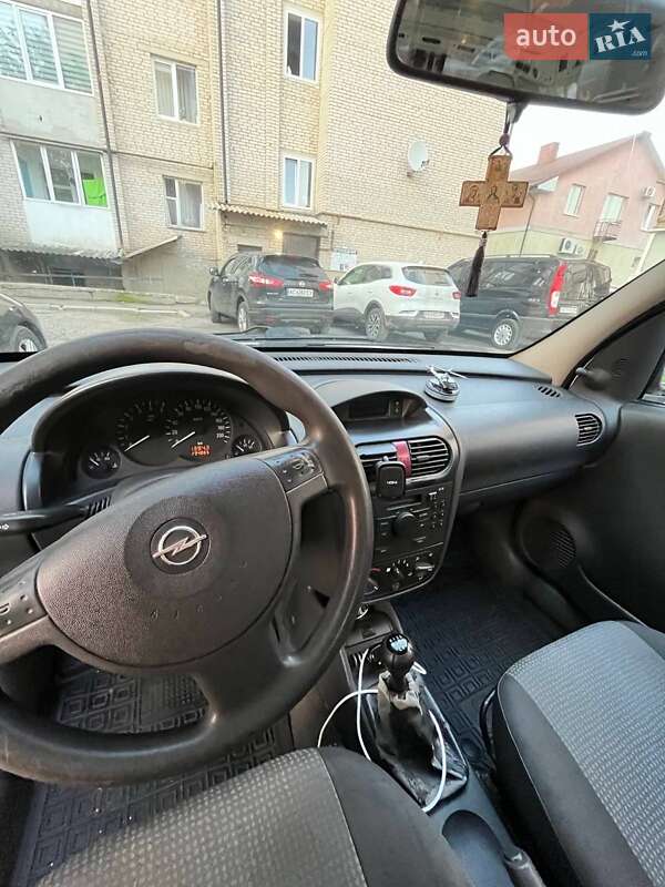 Минивэн Opel Combo 2006 в Владимире