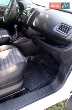 Грузовой фургон Opel Combo 2013 в 