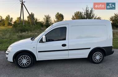 Грузовой фургон Opel Combo 2007 в 