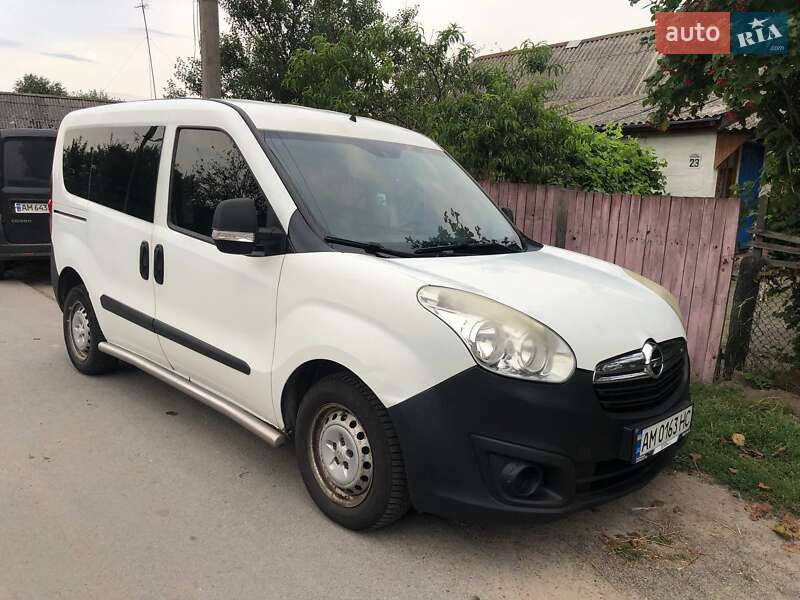 Opel Combo 2013 Opel Combo 2013