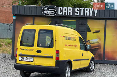 Грузовой фургон Opel Combo 2004 в Стрые
