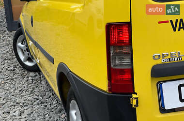 Грузовой фургон Opel Combo 2004 в Стрые