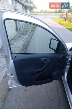 Минивэн Opel Combo 2005 в 