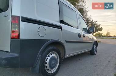 Минивэн Opel Combo 2005 в 