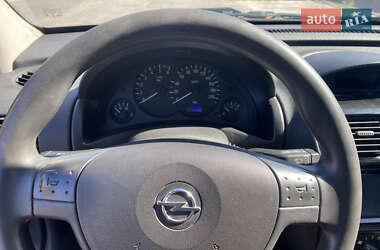 Минивэн Opel Combo 2006 в 