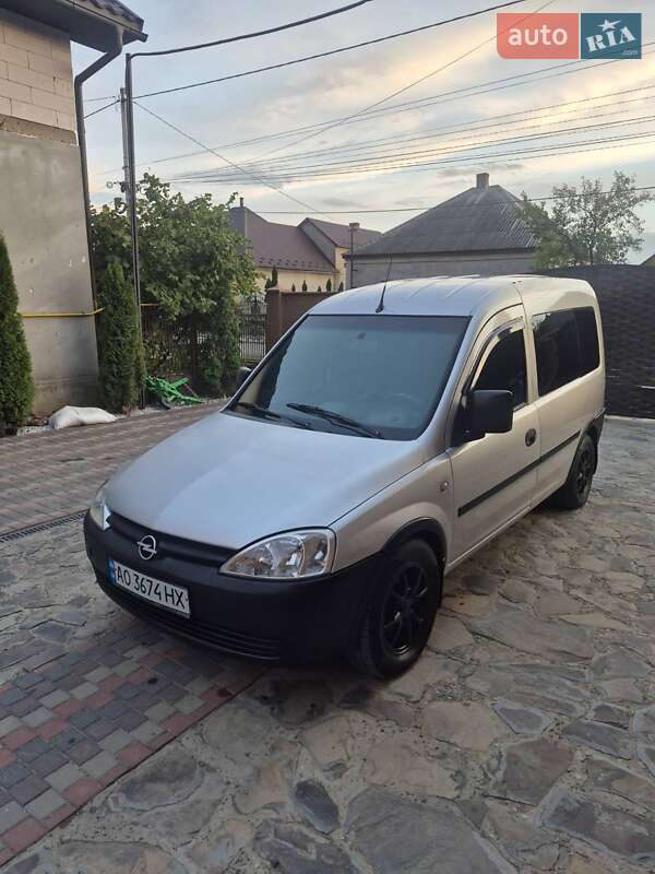 Opel Combo 2006