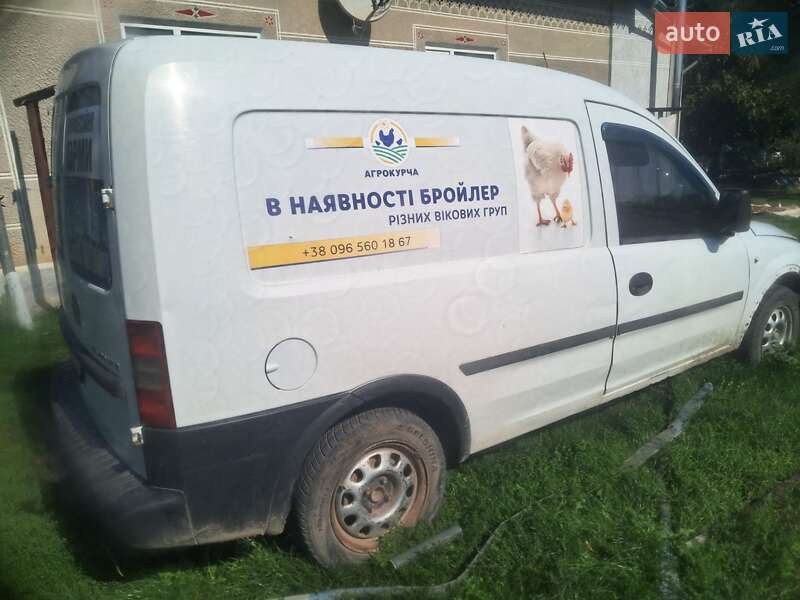 Грузовой фургон Opel Combo 2003 в Борщеве