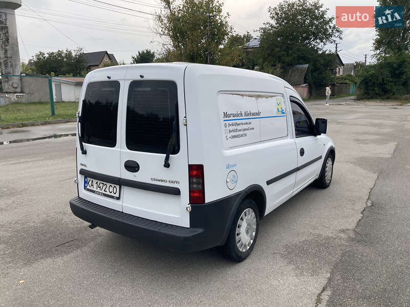 Вантажний фургон Opel Combo 2008 в Милій