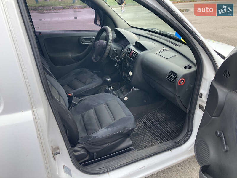 Вантажний фургон Opel Combo 2008 в Милій