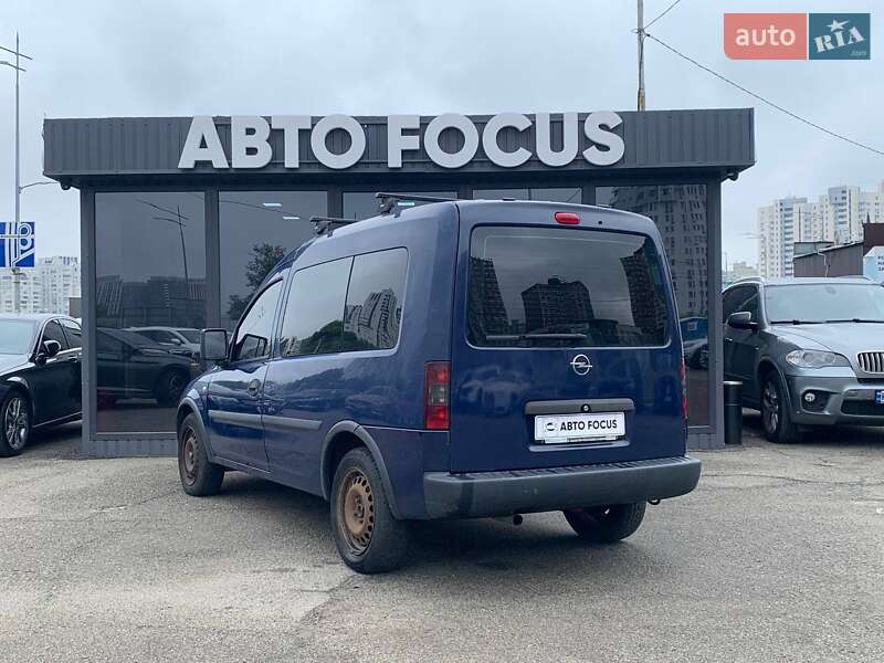 Минивэн Opel Combo 2008 в Киеве