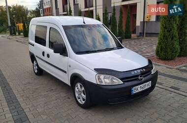 Минивэн Opel Combo 2005 в Луцке