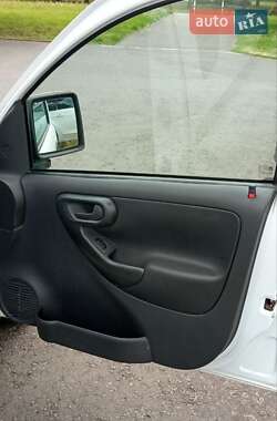 Минивэн Opel Combo 2010 в 