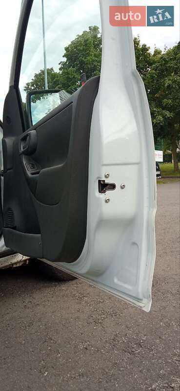 Минивэн Opel Combo 2010 в Врадиевке