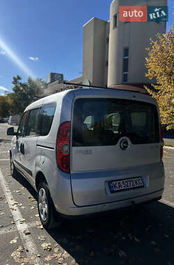 Минивэн Opel Combo 2012 в 