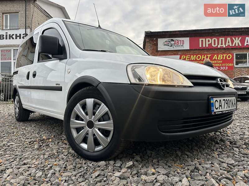 Opel Combo 2004