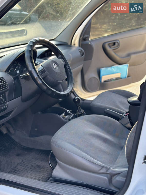Вантажний фургон Opel Combo 2004 в Дніпрі фото 15 Вантажний фургон Opel Combo 2004 в Дніпрі