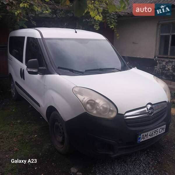 Opel Combo 2013 Opel Combo 2013