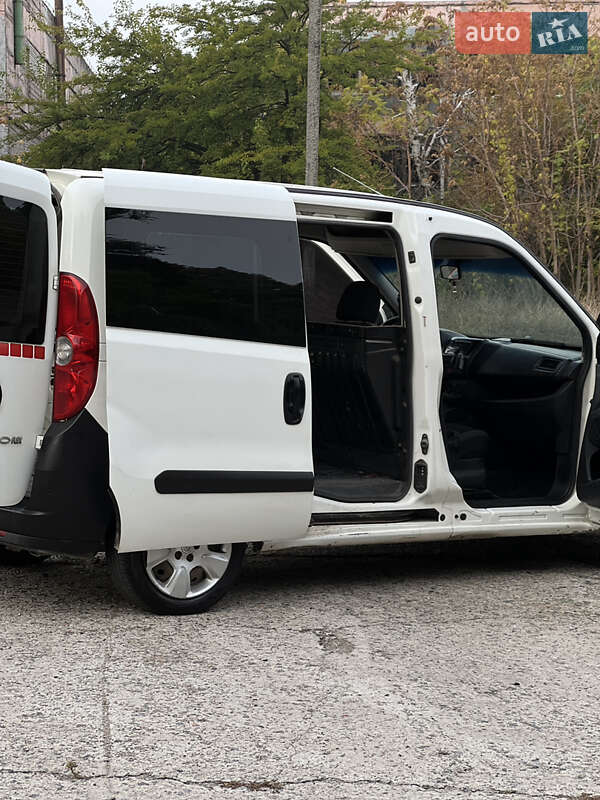 Грузовой фургон Opel Combo 2012 в Каменском фото 30 Грузовой фургон Opel Combo 2012 в Каменском