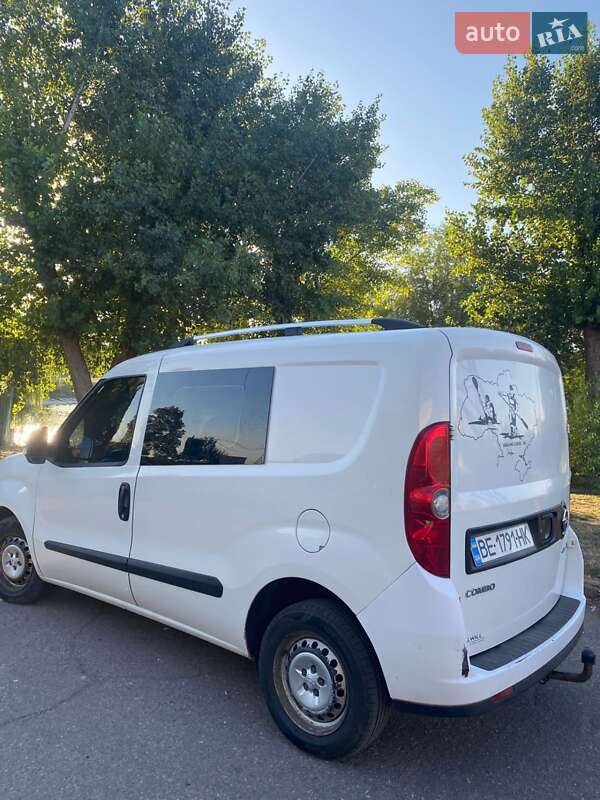 Грузовой фургон Opel Combo 2012 в Первомайске