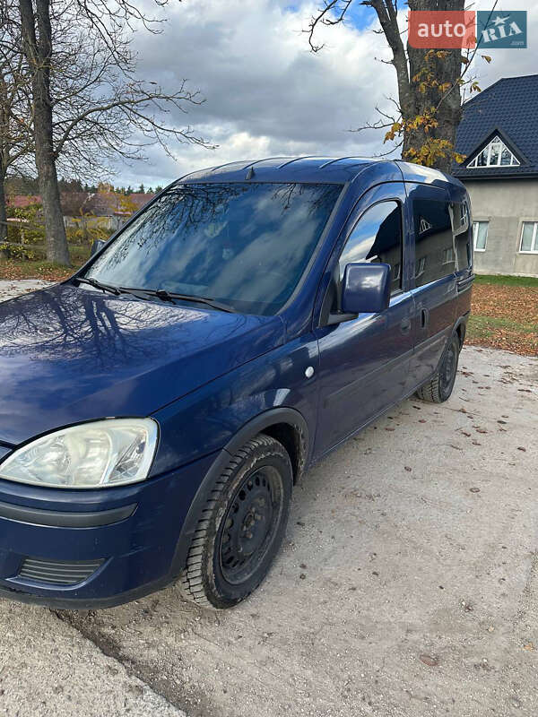 Минивэн Opel Combo 2006 в Почаеве фото 6 Минивэн Opel Combo 2006 в Почаеве