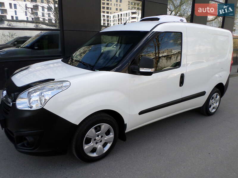 Рефрижератор Opel Combo 2015 в Львове