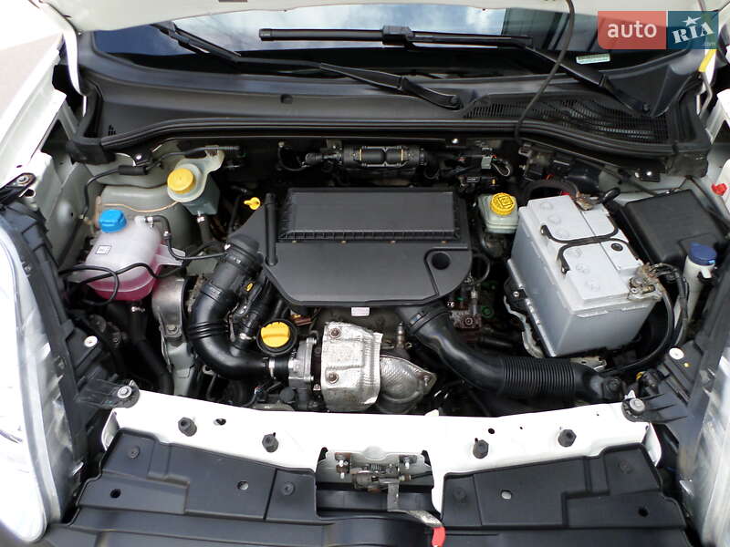 Рефрижератор Opel Combo 2015 в Львове