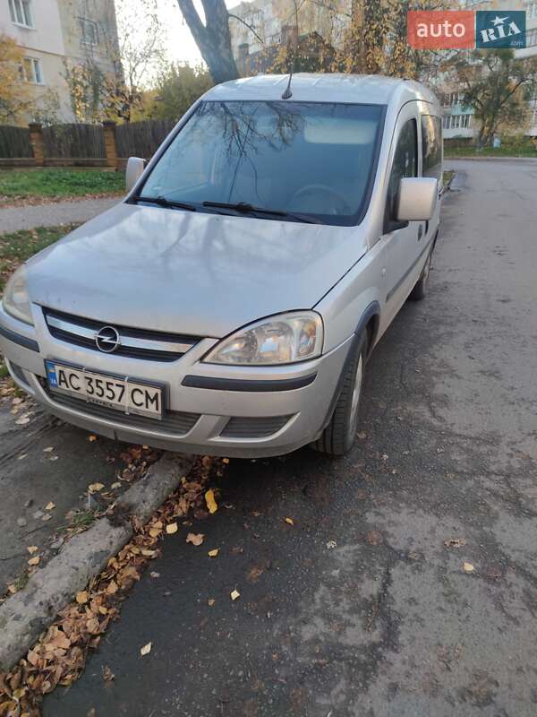 Минивэн Opel Combo 2007 в Луцке фото 3 Минивэн Opel Combo 2007 в Луцке
