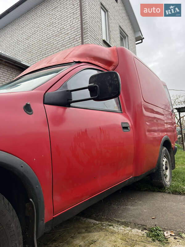 Вантажний фургон Opel Combo 1995 в Львові