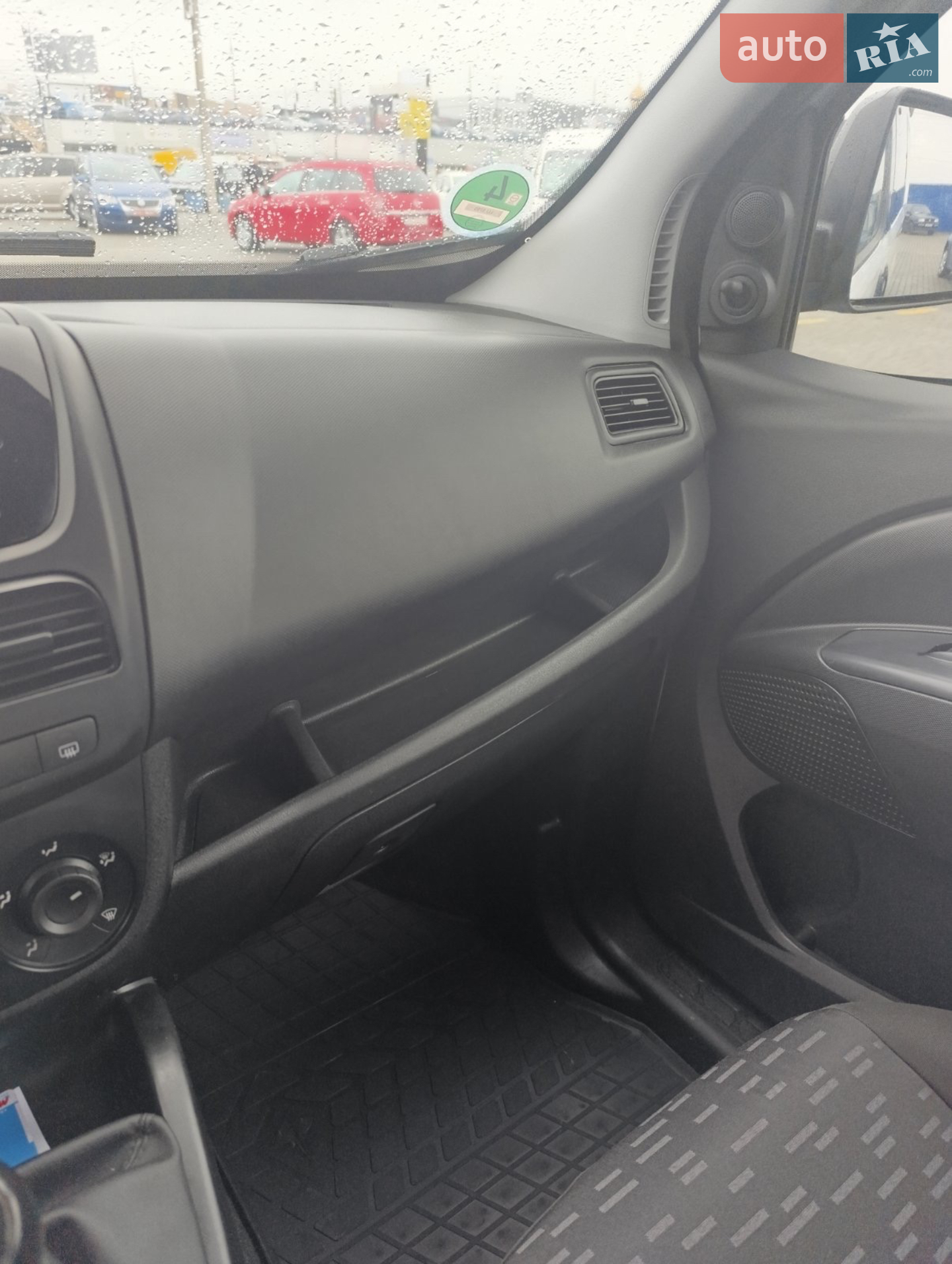 2017 Opel Combo - мініатюра 25