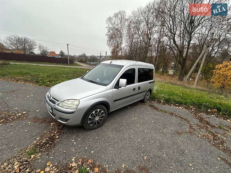 Мінівен Opel Combo 2005 в Полтаві