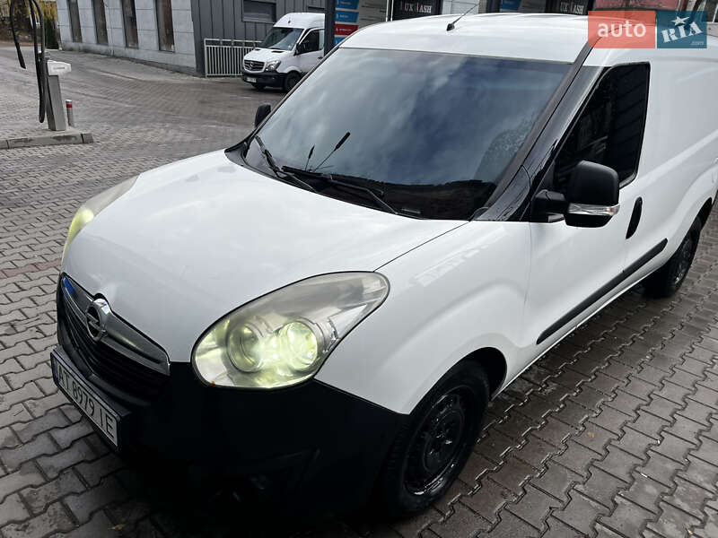 Opel Combo 2013