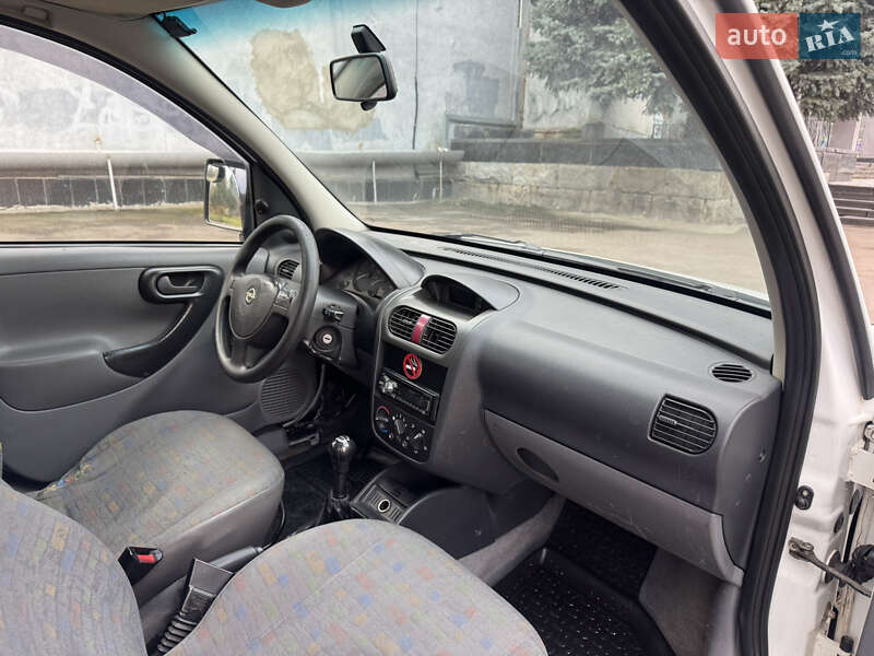 Минивэн Opel Combo 2002 в Ровно
