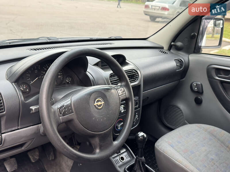 Минивэн Opel Combo 2002 в Ровно