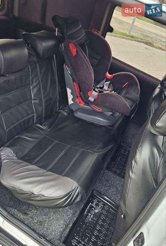 Мінівен Opel Combo 2004 в Чемерівцях фото 4 Мінівен Opel Combo 2004 в Чемерівцях