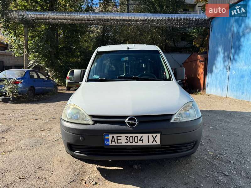 Минивэн Opel Combo 2007 в Днепре