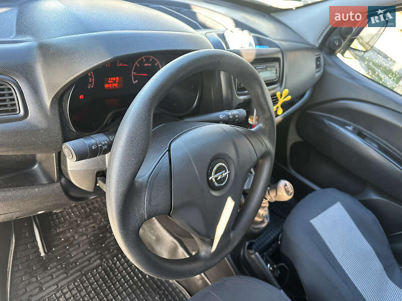 Мінівен Opel Combo 2012 в Львові фото 32 Мінівен Opel Combo 2012 в Львові