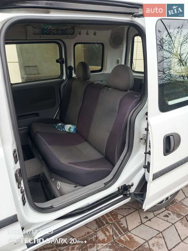 Мінівен Opel Combo 2005 в Ніжині фото 15 Мінівен Opel Combo 2005 в Ніжині