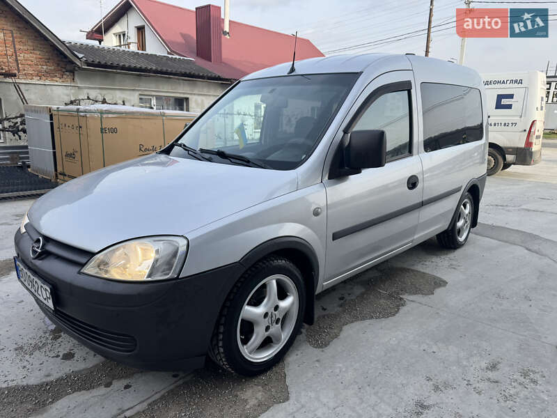 Минивэн Opel Combo 2004 в Теребовле