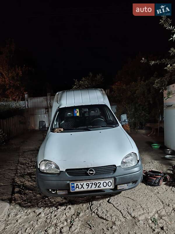 Вантажний фургон Opel Combo 1999 в Чугуєві фото 2 Вантажний фургон Opel Combo 1999 в Чугуєві